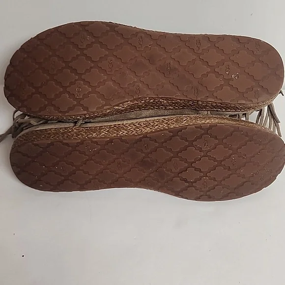 UGG Fringe Suede Moccasins - Sand Size 9.5 - Picture 7 of 10